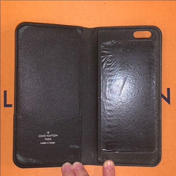 Louis Vuitton Damier Graphite iPhone 8 Plu… - Picture 2 of 12